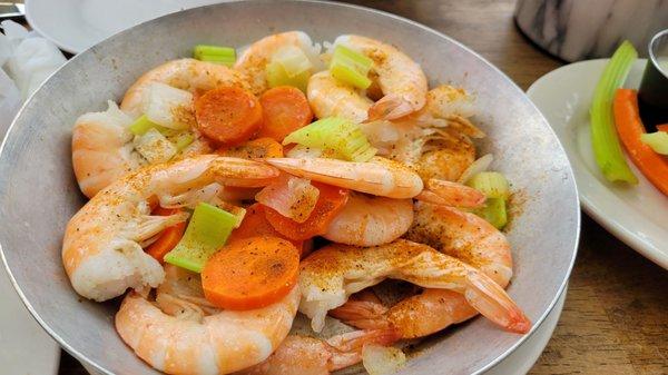 Steamed shrimp