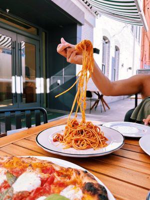 spaghetti pomodoro