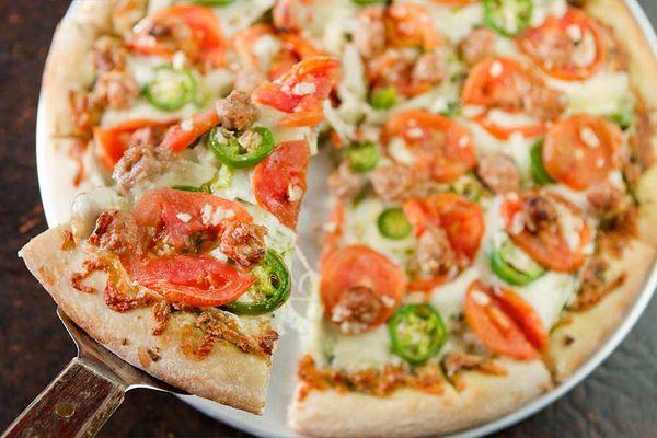 Explore our options for pizza in Boise, Meridian, Nampa, & Eagle.