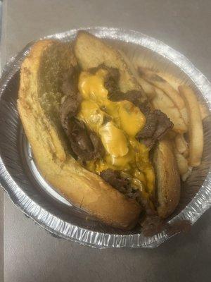 Supposed to be a cheesesteak panini with fresh mozzarella and instead gave us a cheesesteak with American cheese...