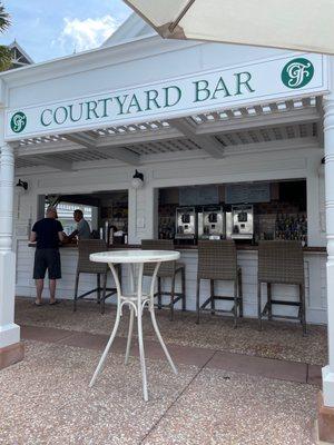 Courtyard Bar