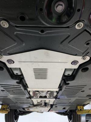 Catalytic converter shield installation