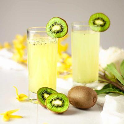 Pineapple kiwi sparkler