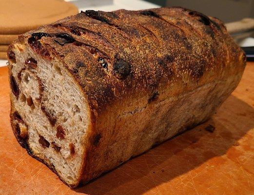 The heal of the Tart Cherry and Raisin Cinnamon Swirl Bread was good.