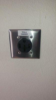 Tesla NEMA 1450 Outlet Installed in San Diego