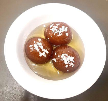 Gulab jamun