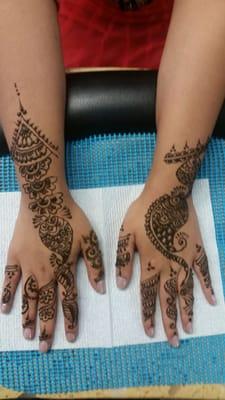 Henna tattoo