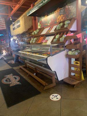 Veggie bar station for burger fixings