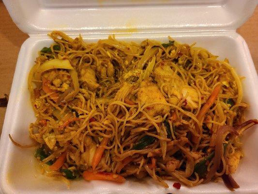 Singapore Noodles with Chicken - SO GOOD!!