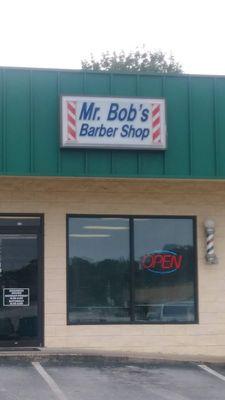 MR BOB'S BARBER SHOP