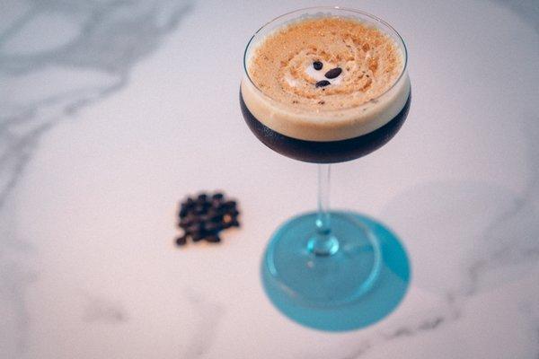 Expresso Martini  
Havana Club aged rum, expresso, coffee liquor, topped with amaretto cream air.