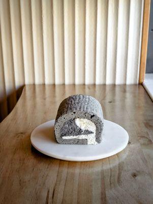 Black Sesame Roll Cake