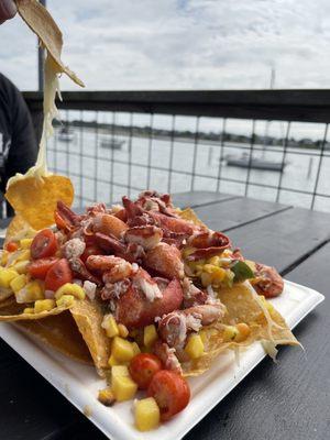 Lobster nachos