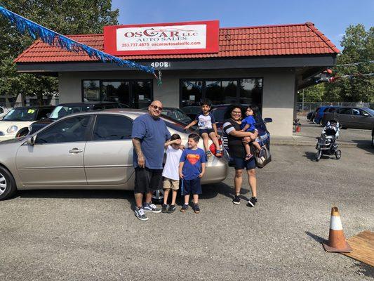 Congratulation to the Gonzales with their new 2004 Toyota Camry and Oscar Auto Sales really appreciate supporting our business.