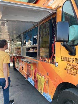 El Buen Pastor Taco Truck