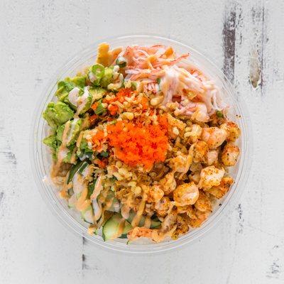 Hula
Shrimp, Green Onion, Cucumber, Crab Stick, Avocado, Masago, OG Sauce, Sriracha Aioli, Coconut Ginger