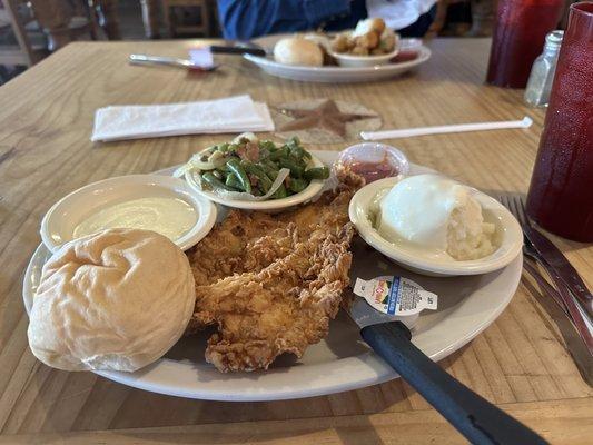 Chicken-fried chicken with 2 sides.