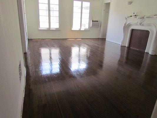 oak floor.dark walnut stain