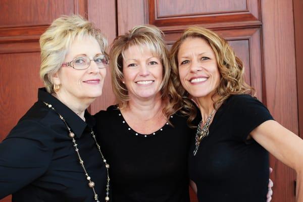 Hygienists (left to right) Jolene, Sarah, Shelly