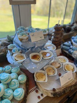 Crème brûlée and pumpkin mini cheesecakes