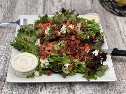 Blue cheese BLT Salad