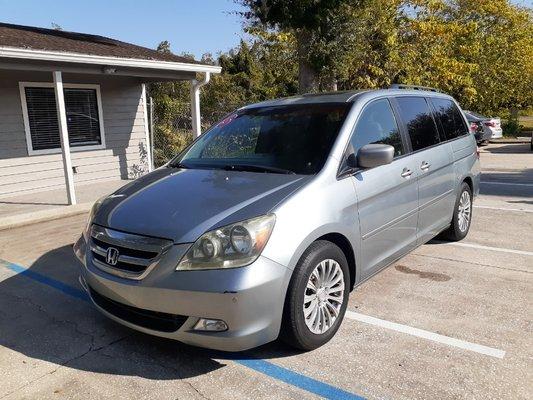 2005 Honda Odyssey Touring.