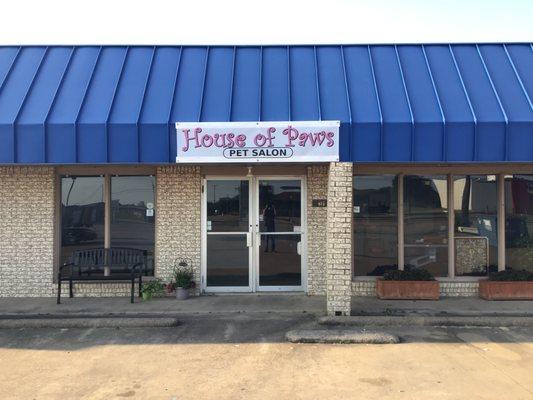 House of Paws Gun Barrel City.