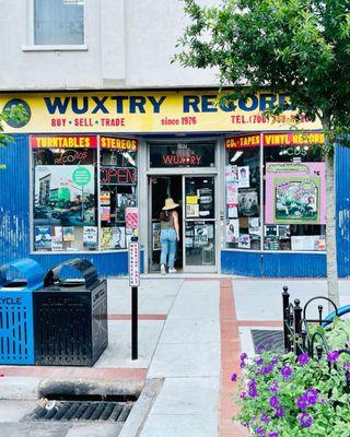 Wuxtry Records & Cd Exchange