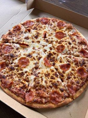 Where is the extra pepperoni at? Should be called scattered pepperoni pizza.