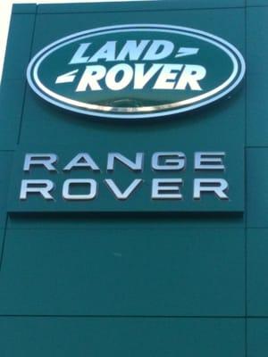 Land Rover Parsippany great dealership i buy all my parts there.Go Paul Miller