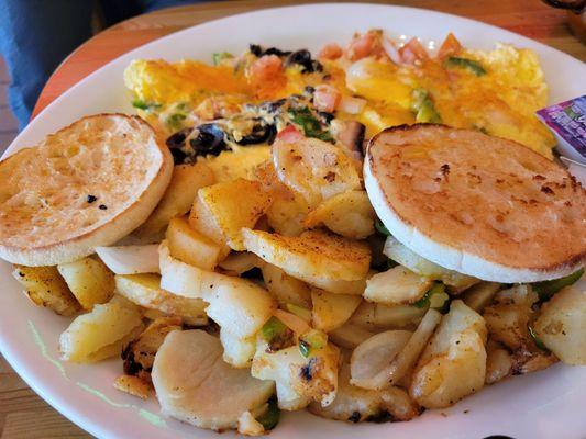 Veggie scramble, country potatoes and English muffins.  Yummy!