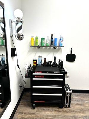 Barber station