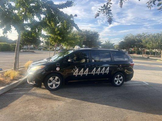 Lake Forest Yellow Taxi Cab