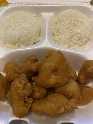 sweet and sour chicken with white rice