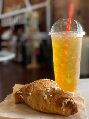 Iced Green tea and Peach Croissant