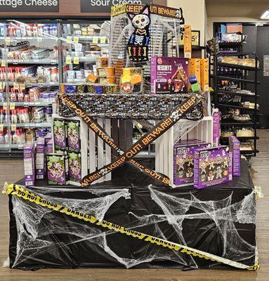 9/21/2024 - Halloween is coming & they do have a lot of great décor & floral options!