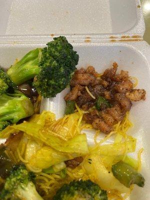 Black peppered chicken, beef broccoli, curry noodle