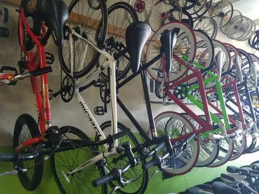 Nice fixie bikes available