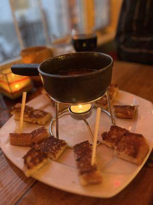 Grilled cheese fondue - the sauce is soooo good