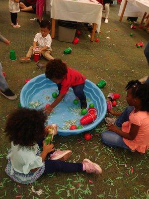 Holiday activities for the kids at breakfast with Santa.