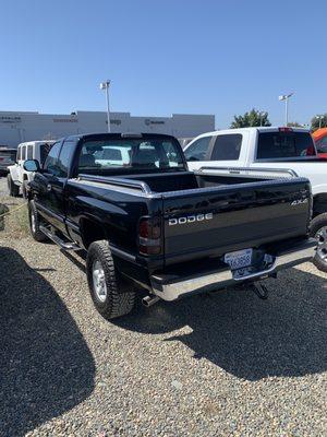 1996 Dodge Ram 1500 sat there for a week!