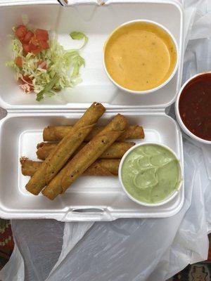 Chicken taquitos, queso, salsa & chips