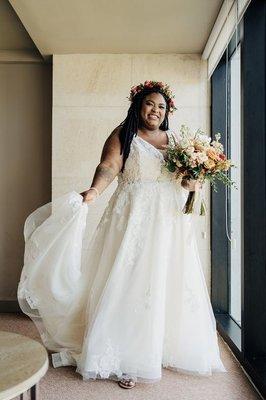 SPARKLE bride Ciara looking radiant in her SPARKLE gown!!