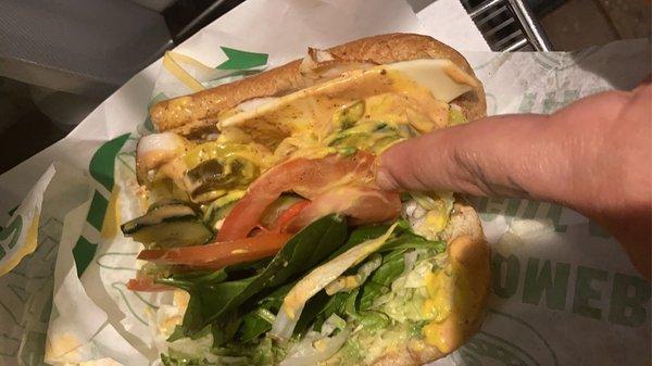 No avocado. Waste of money. Word of advice go to the Subway in North Indio.