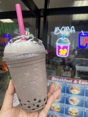 Cookies and cream with boba!