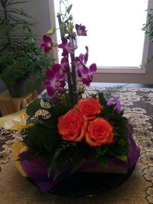 Thank you! My Mom in Niles IL loved her arrangement today!