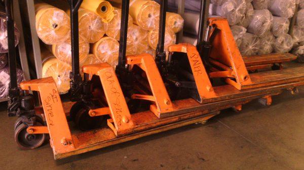 Eagleman pallet jack and pallet jack  repair in Los Angeles, 323-516-8455 Free estimates. Call now !  www.palletjacksrepairandsales.com