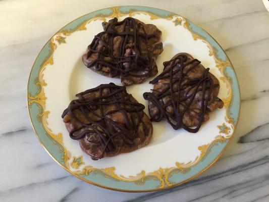 Pecan Pralines with Chocolate - www.eatmypralines.com