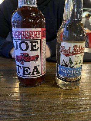 Raspberry tea & vanilla cream soda