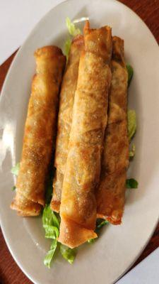 Deep fried beef rolls (Börek)